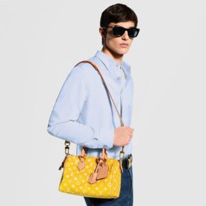 Alternative view of Louis Vuitton Speedy P9 Bandouliere 25 Top Handle Bag 9.8in/ 25cm Yellow Gold Hardware For Men M24426