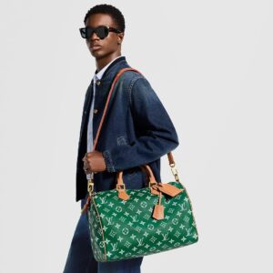 Alternative view of Louis Vuitton Speedy P9 Bandouliere 40 Top Handle Bag 15.7in/ 40cm Green Gold Hardware For Men M24417