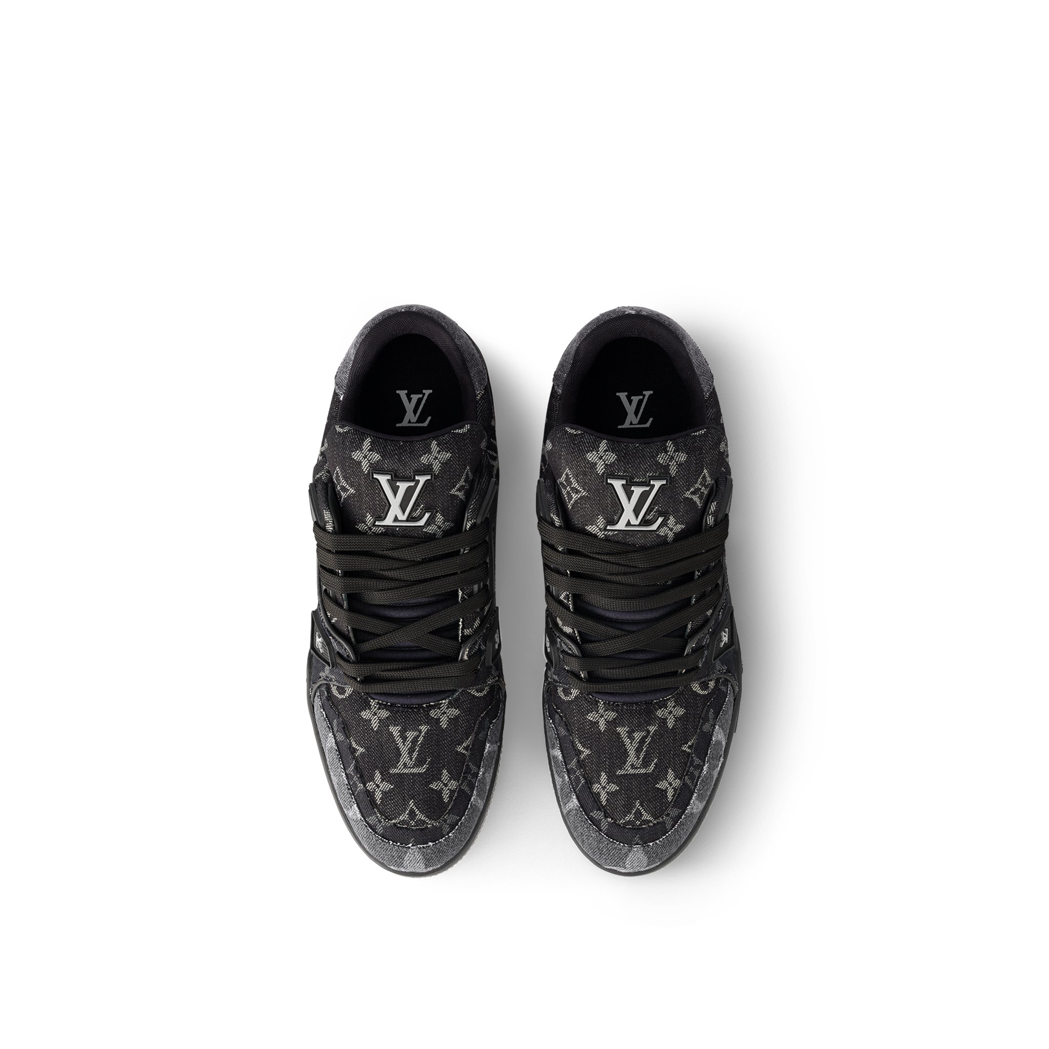 Louis Vuitton Trainer Sneaker For Men – 1AC4ZD