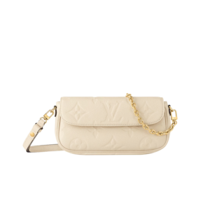 Louis Vuitton Wallet On Chain Ivy Shoulder Bag 9.3in/ 23.5cm Cream Gold Hardware For Women M82210