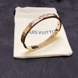 Alternative view of Louis Vuitton Pattern Bracelet Gold For Women