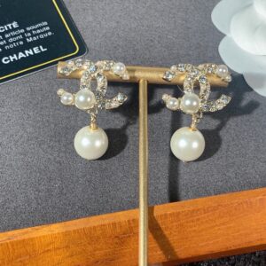 Alternative view of Chanel Pearl C Double Earrings Gold For Women