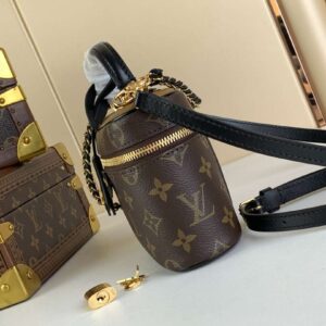 Alternative view of Louis Vuitton Vanity Chain Pouch Brown For Women 19cm / 7.5in M47125