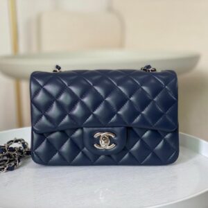 Chanel Classic Handbag Navy Blue For Women, Women’s Bags, Shoulder And Crossbody Bags 10.2in/20cm A01112