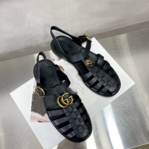 Gucci Men's Rubber Buckle Strap Sandal Black For Men 463463 J8700 1000