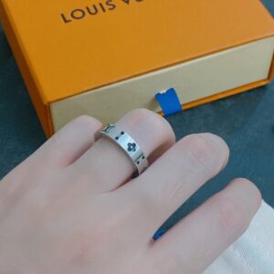 Alternative view of Louis Vuitton Ring