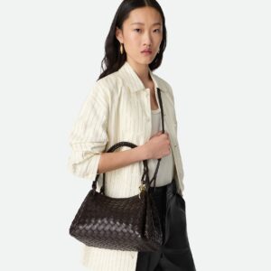 Alternative view of Bottega Veneta Parachute Medium Shoulder Bag 11.6in/ 29.5cm Fondant Gold Hardware For Women 835921VCPPT2190