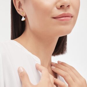 Alternative view of Bvlgari Divas’ Dream Earrings Yellow Gold For Women 357513