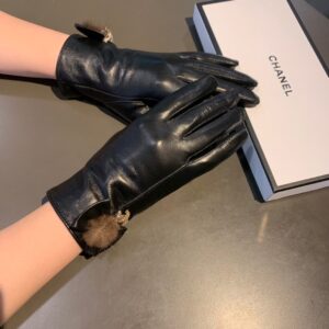 Alternative view of Chanel Gloves In Black