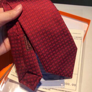 Alternative view of Hermes Faconnee H Tie Cardinal Hermes Men Tie H030189T 44