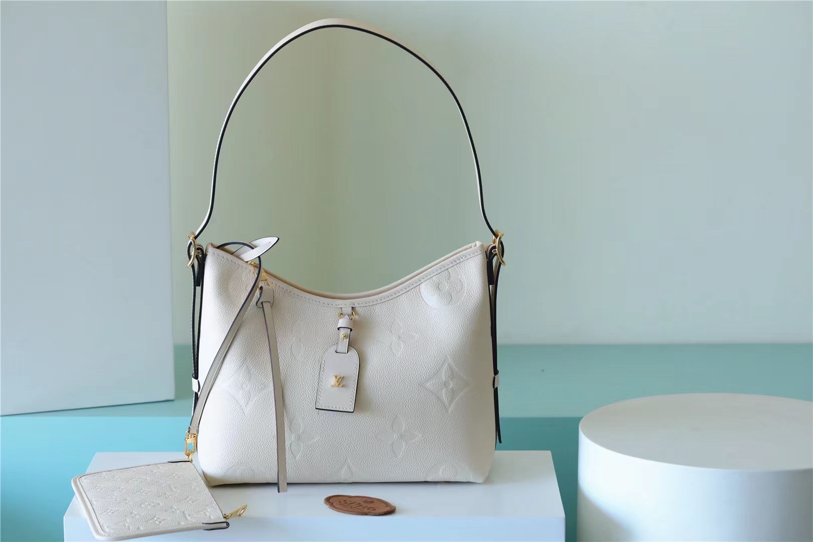 Louis Vuitton CarryAll PM Shoulder Bag 11.6in/ 29.5cm White Gold Hardware For Women