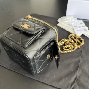 Alternative view of Chanel CC Vanity With Chain Bag Black For Women 4.3 in/ 11 cm AP3016