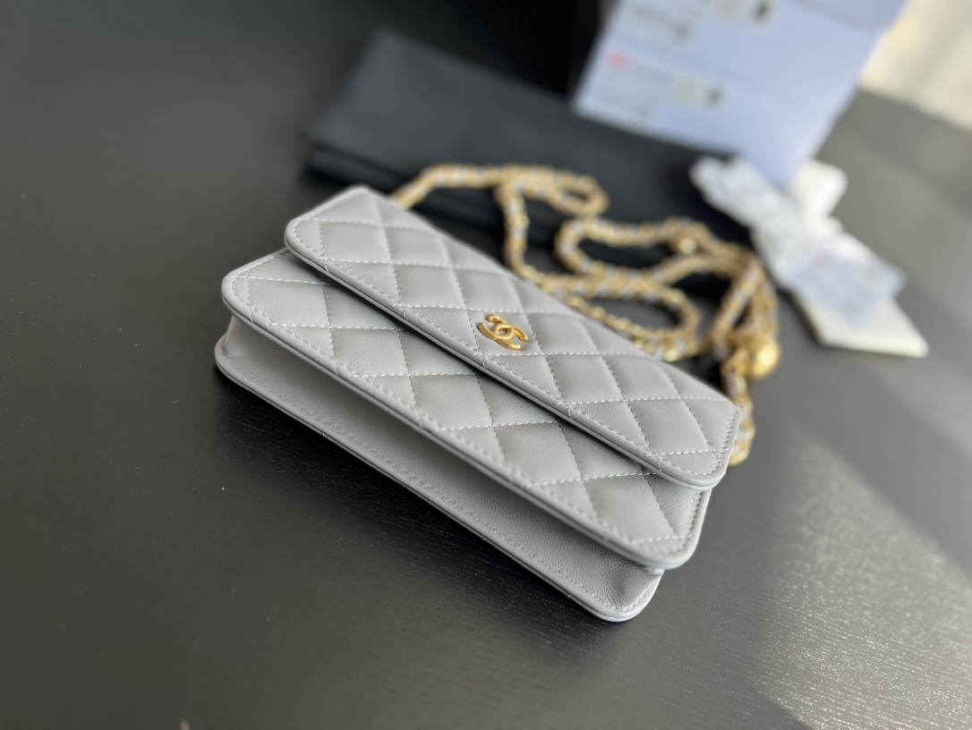 Chanel CC Wallet On Chain Bag White For Women 6.7 in / 17 cm - Image 9