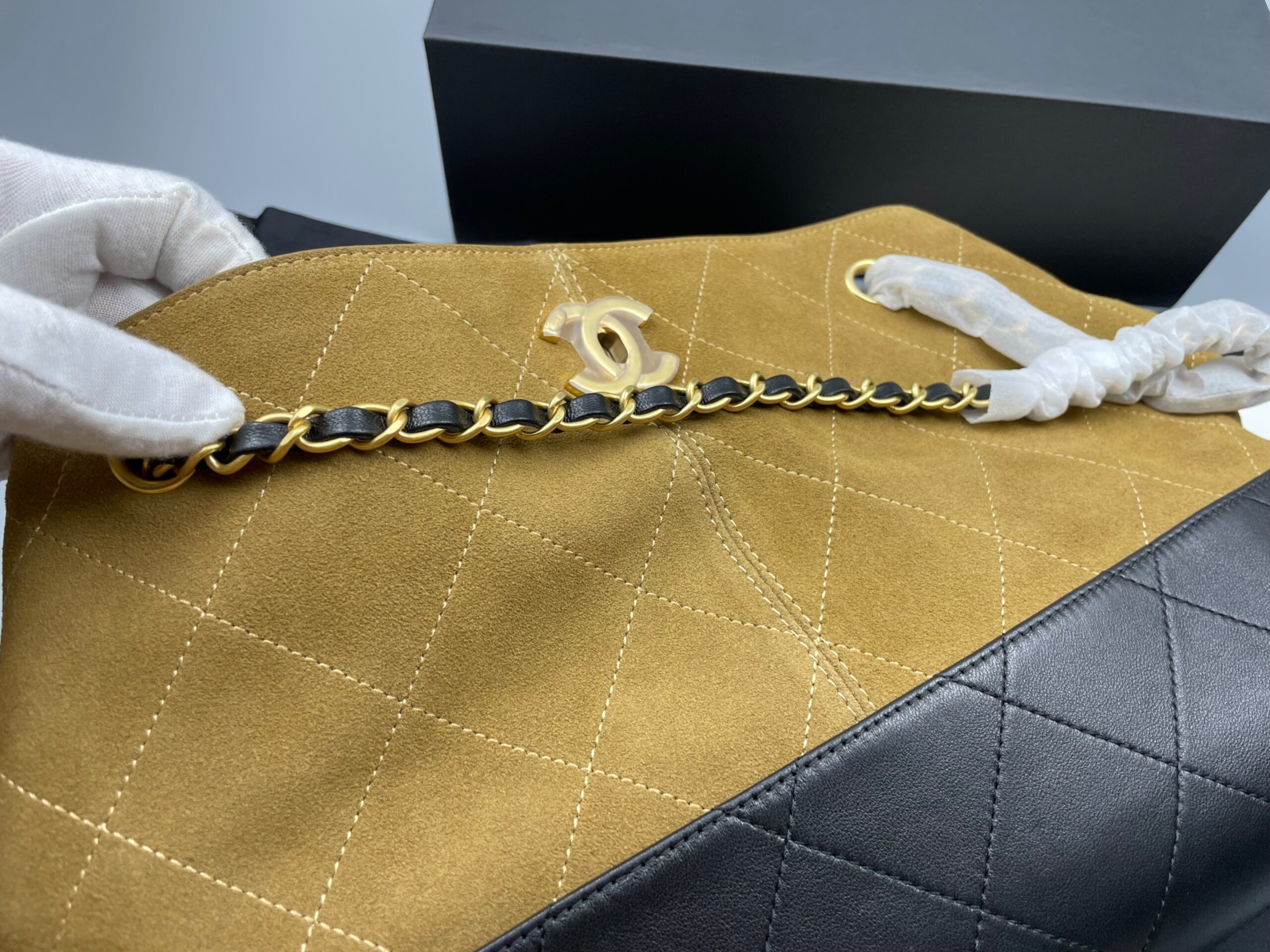 Chanel Shopping Small Tote Bag 14.2in/ 36cm Beige/ Black Gold Hardware For Women AS5634 B20827 U1536