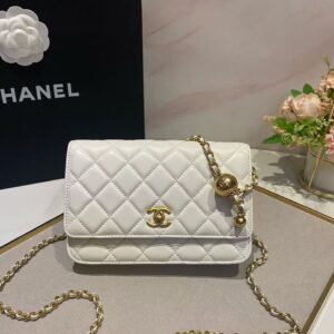 Alternative view of Chanel CC Wallet On Chain Bag White For Women 19cm/7.5in