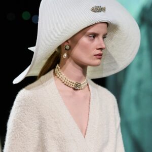 Alternative view of Chanel Pearl Choker For Women ABE564 B18611 NAANF