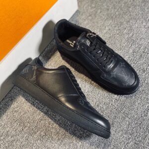 Louis Vuitton Rivoli Sneaker Black For Men LV