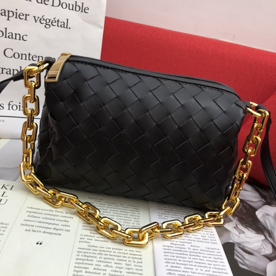 Bottega Veneta Crossbody Bag Black, For Women, Women's Bags 9.4in/24cm - Image 5