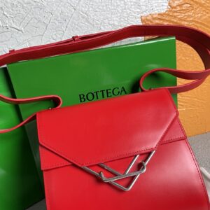 Alternative view of Bottega Veneta Clip Bag Red, For Women, Women’s Bags 9in/23cm