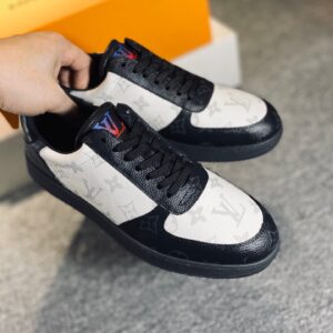 Alternative view of Louis Vuitton Rivoli Sneaker Black And White For Men LV