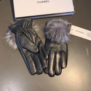 Alternative view of Chanel Gloves In Black