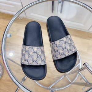 Alternative view of Gucci Men's GG Slide Sandal With Bees Black For Men 407345
