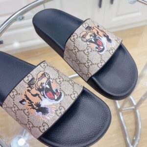 Alternative view of Gucci Men's Gucci Supreme Slides With Tiger Black And Gray For Men 408508