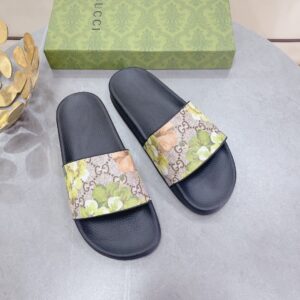 Gucci Men's GG Pursuit Floral Slider Green For Men 407345