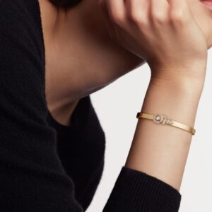 Alternative view of Chanel Eternal N°5 Bracelet Beige Gold For Women J12812