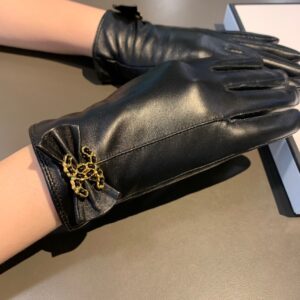 Alternative view of Chanel Gloves In Black