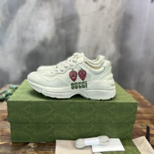 Gucci Men's Rhyton Sneaker With Strawberry Print Ivory White For Men ‎‎703814 DRW00 9522