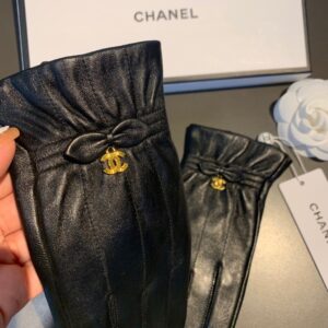 Alternative view of Chanel Gloves In Black