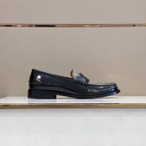 Alternative view of Gucci Men's GG Loafers Horsebit Black And Beige For Men 699501