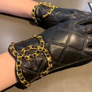 Alternative view of Chanel Gloves In Black