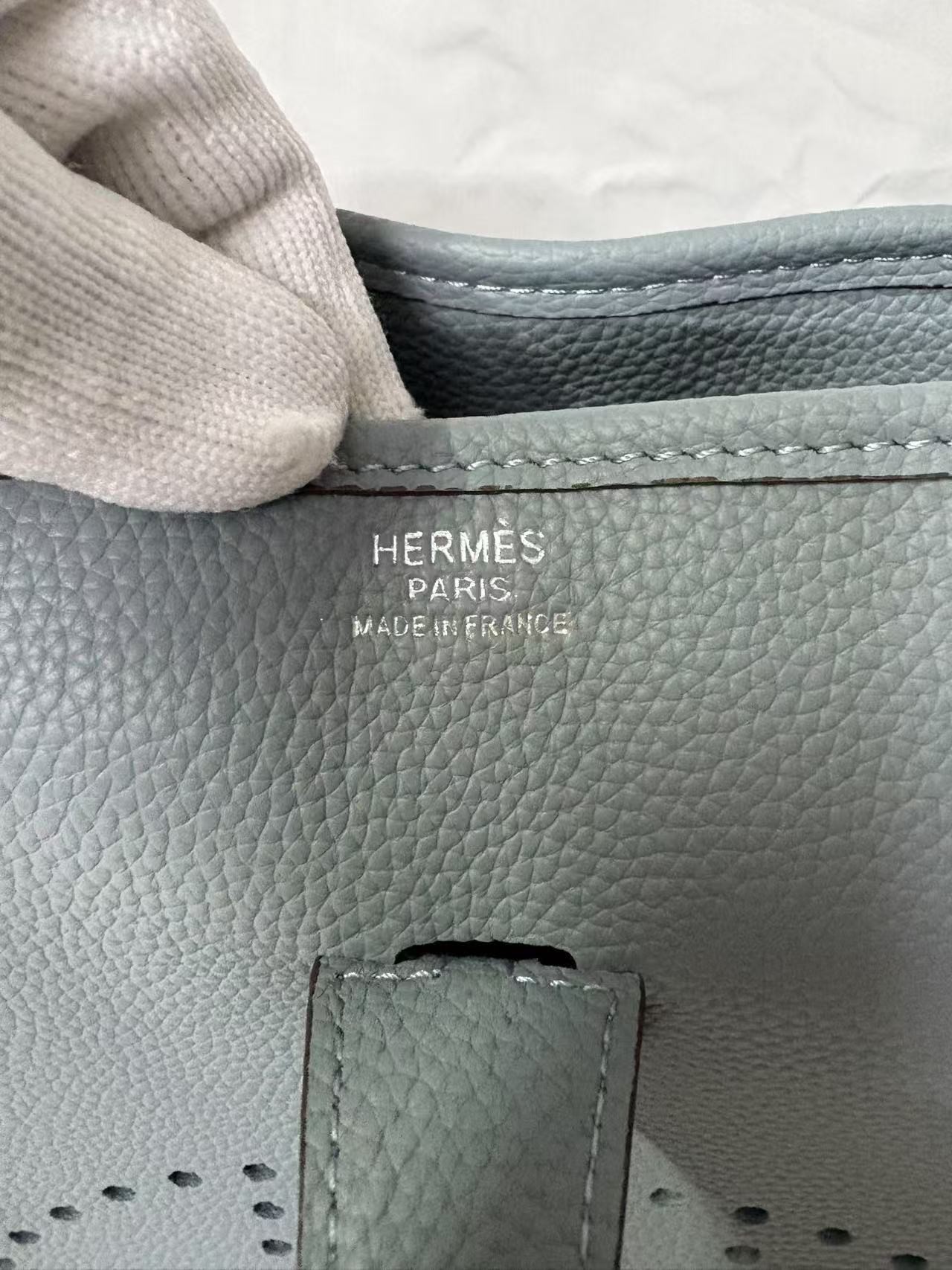 Hermes Evelyne III 29 Bag Light Blue With Silver-Toned Hardware For Women, Women's Shoulder And Crossbody Bags 11.4in/29cm H056277CK18 - Image 5
