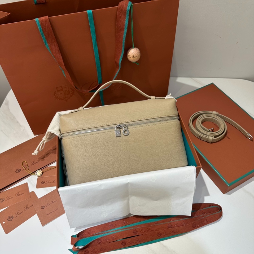 Loro Piana Extra Pocket L27 Top Handle Bag 10.6in/ 27cm Whisper Beige Gold Hardware For Women FAN4043 1615