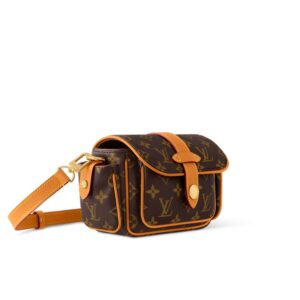 Alternative view of Louis Vuitton Cargo Wearable Wallet 9.1in/ 23cm Monogram Brown For Men M14742