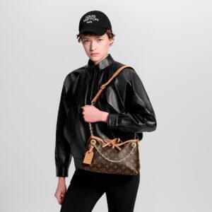 Alternative view of Louis Vuitton CarryAll BB Shoulder Bag 10.2in/ 26cm Monogram Brown For Women M13014