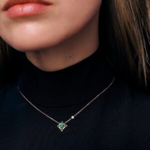Alternative view of Louis Vuitton Color Blossom BB Star Pendant Necklace For Women Q93894