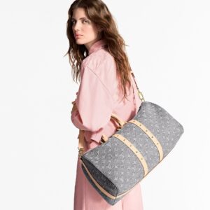 Alternative view of Louis Vuitton Keepall Bandouliere 45 Travel Bag 17.7in/ 45cm Cloudy Gray Gold Hardware M13748