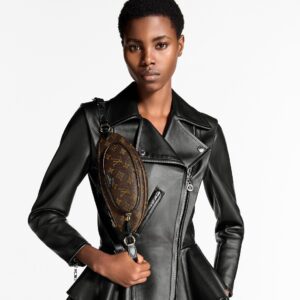 Alternative view of Louis Vuitton Keepit Bumbag 11.4in/ 29cm Monogram Gold Hardware For Women M14806