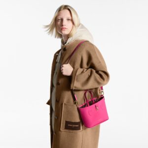 Alternative view of Louis Vuitton Neverfull Bandouliere Inside Out BB Tote Bag 10.4in/ 26cm Rose Pondichery Gold Hardware For Women M12106