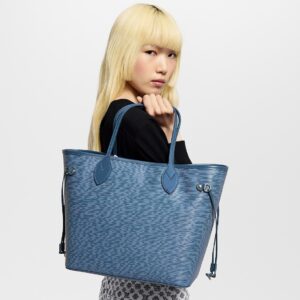 Alternative view of Louis Vuitton Neverfull MM Tote Bag 12.2in/ 31cm Blue Gold Hardware For Women M14856