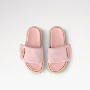 Alternative view of Louis Vuitton Pool Pillow Flat Comfort Mule Pink For Women 1AGUZD