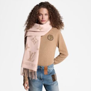 Alternative view of Louis Vuitton Reykjavik Scarf Beige Rose For Women 74.8in/190cm M78908