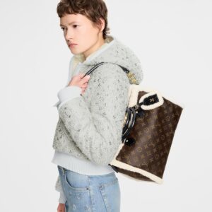 Alternative view of Louis Vuitton Speedy Soft 30 Teddy Bag Top Handle 11.8in/ 30cm Monogram Brown Gold Hardware For Women M26326