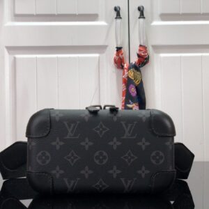 Alternative view of Louis Vuitton Smooth Horizon Clutch 8.3in/ 21cm Black Silver Hardware For Men
