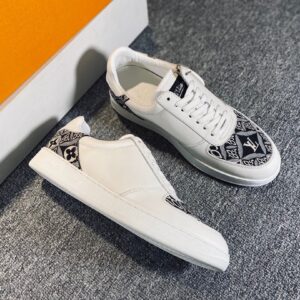 Louis Vuitton Rivoli Sneaker Gray And White For Men LV