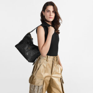 Alternative view of Louis Vuitton CarryAll PM Shoulder Bag 11.6in/ 29.5cm Black Gold Hardware For Women M46288