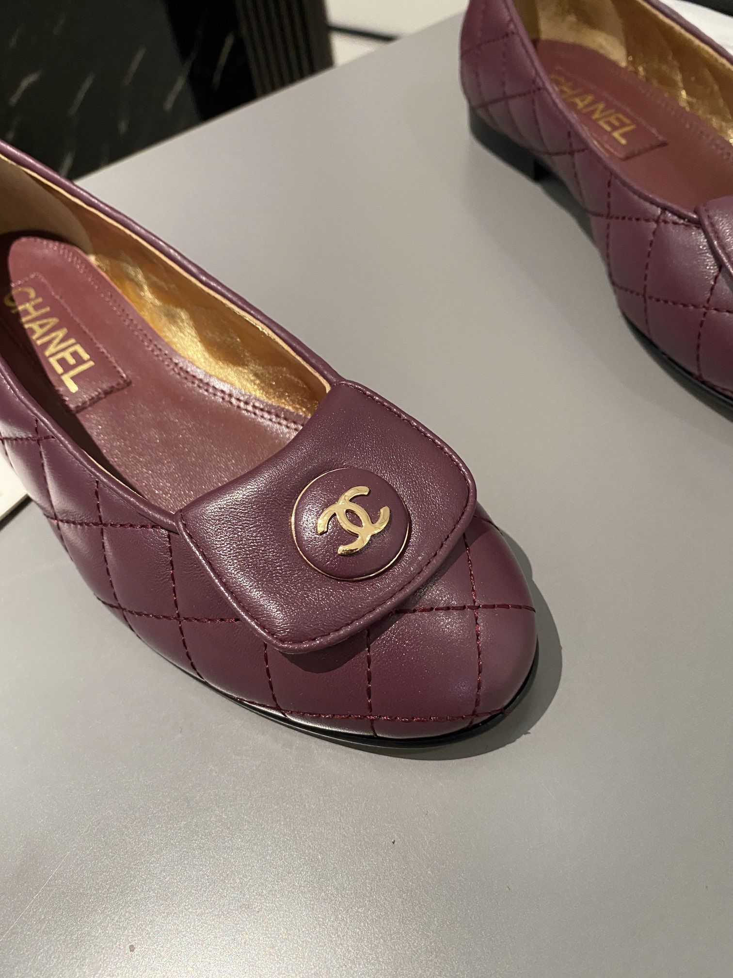 Chanel Ballet Flats Burgundy For Women